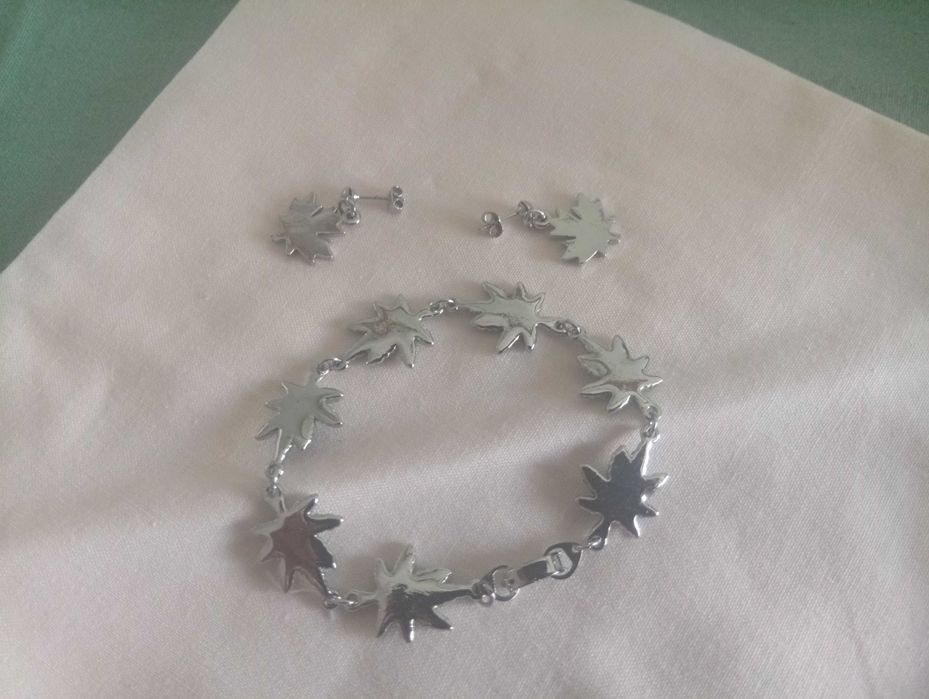 Pulseira e brincos novos, com design de folha de plátano