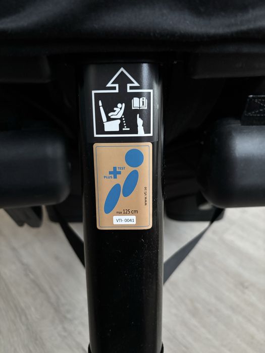 Fotelik samochodowy AXKID MINIKID 3 RWF