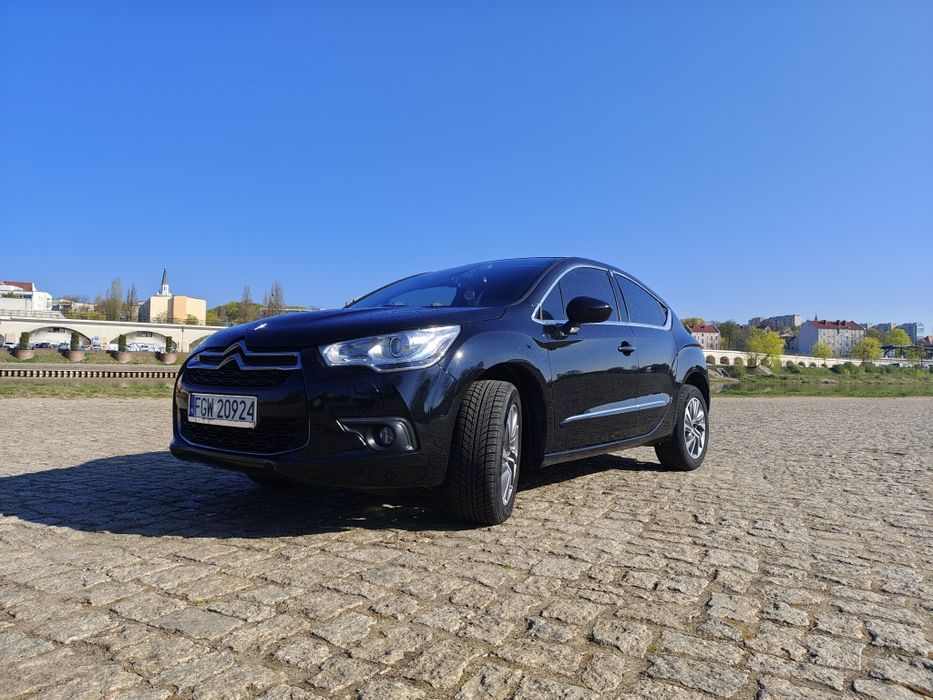 Citroen DS4 2014r. 1,6 ehdi