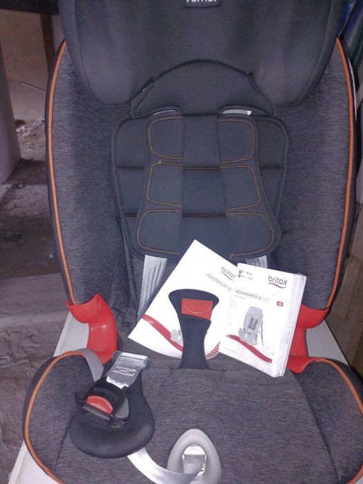 Автомобільне крісло Britax-Romer Advansafix III Sict