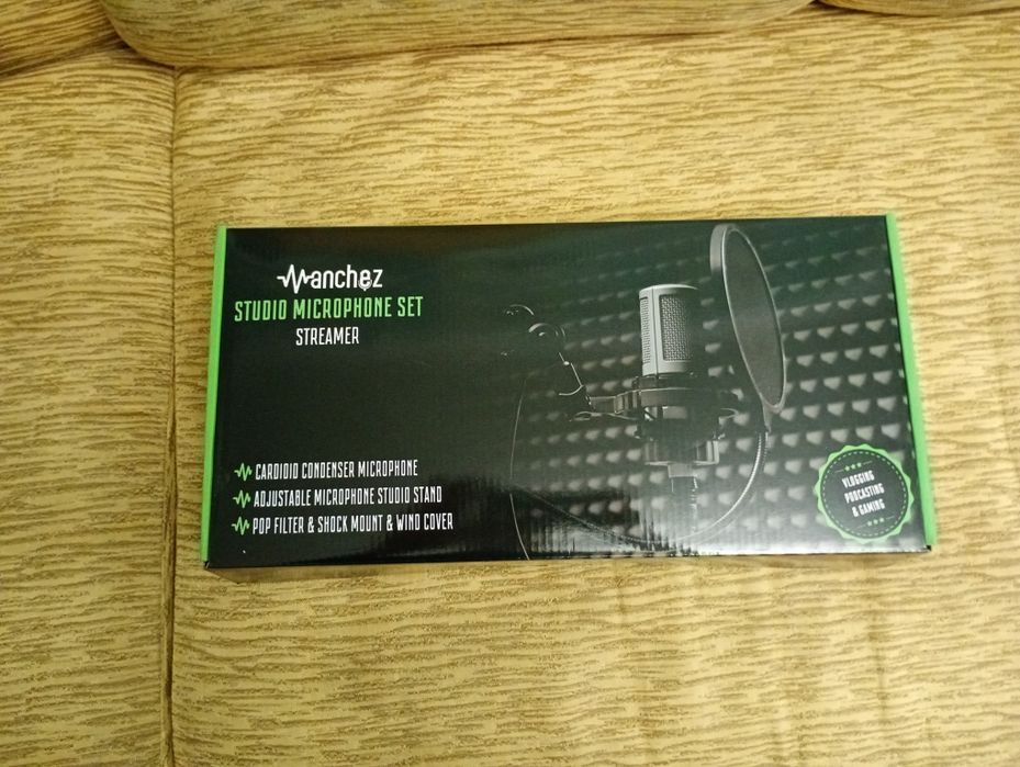 Микрофон для ПК на кронштейне