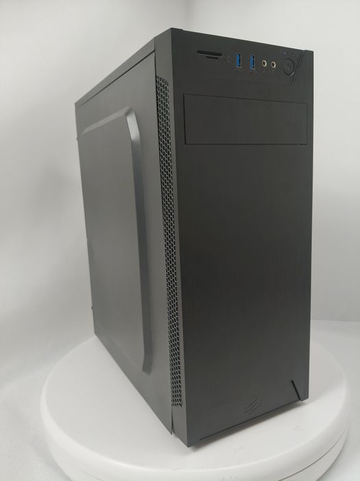 Ryzen,Komputer do biura/gier,Radeon™ Vega 3, 16 GB,SSD,Win 11 Pro