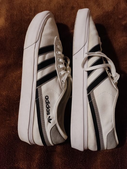 Trampki Adidas DELPALA białe r.46/29.5cm