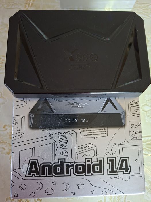 Смарт приставка x96Q  pro+  4/64 на 8 ядерном процессор е