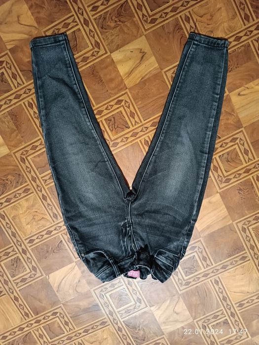 Продам одяг для дівчинки