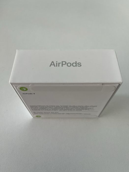 APPLE Airpods 4 Selados por Estrear