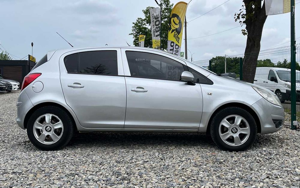 Opel Corsa 2009 року
