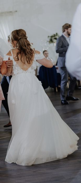 Suknia ślubna + długi welon