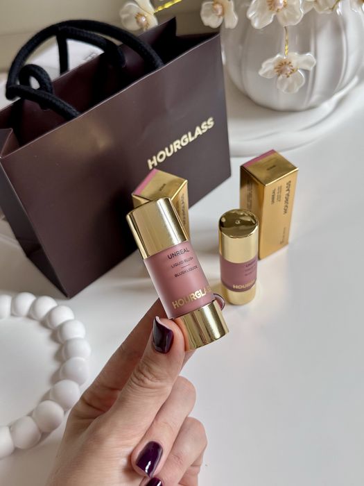 Рум'яна Hourglass Unreal Liquid Blush