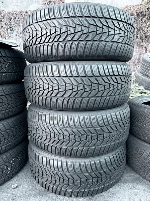 235 55 17 Hankook Winter Icept Evo 3 90% 2024 Шини Зима