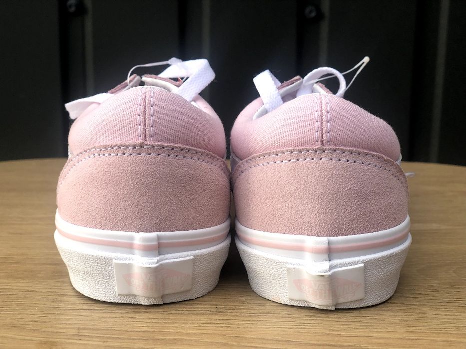 Оригінальні кеди Vans.