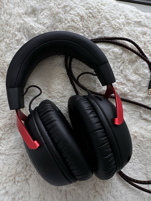 Навушники HyperX Cloud III