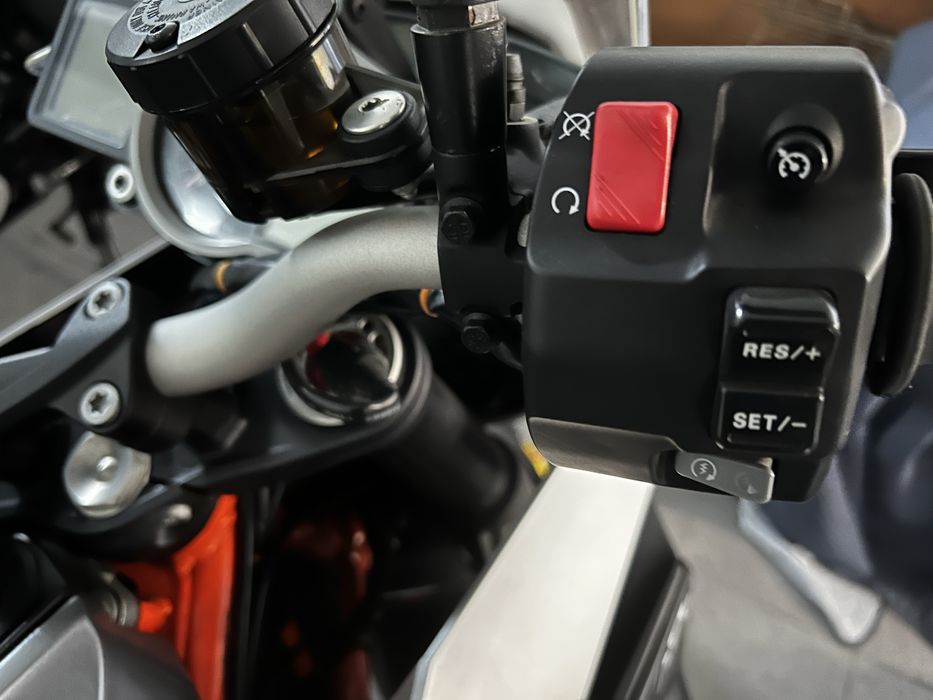 KTM 1290 Super Duke GT