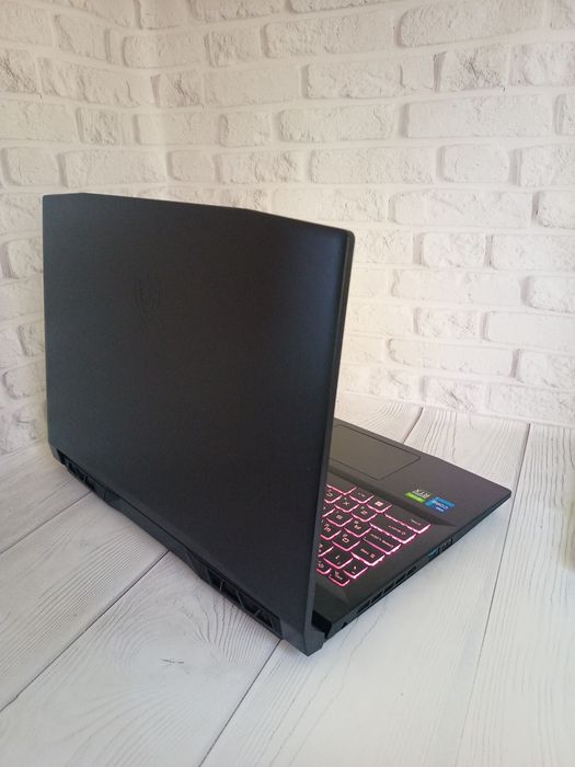 Геймерський ноутбук MSI KATANA GF66 12UGSK-836US  RTX 3070 Ti  I7-12650H 10 ядер 16 Gb DDR4 1 Tb SSD NVME  коробка