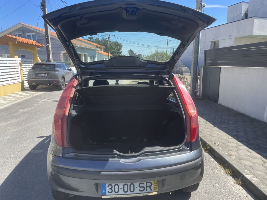 Fiat punto 2001 negociable