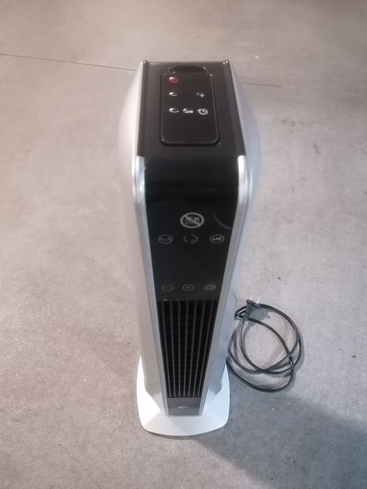 Aquecedor em coluna com comanfo