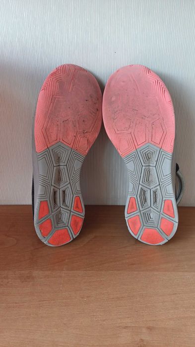 Підліткові дихаючи кросівки nike zoom fly р.38,5ст.24,5см оригінал