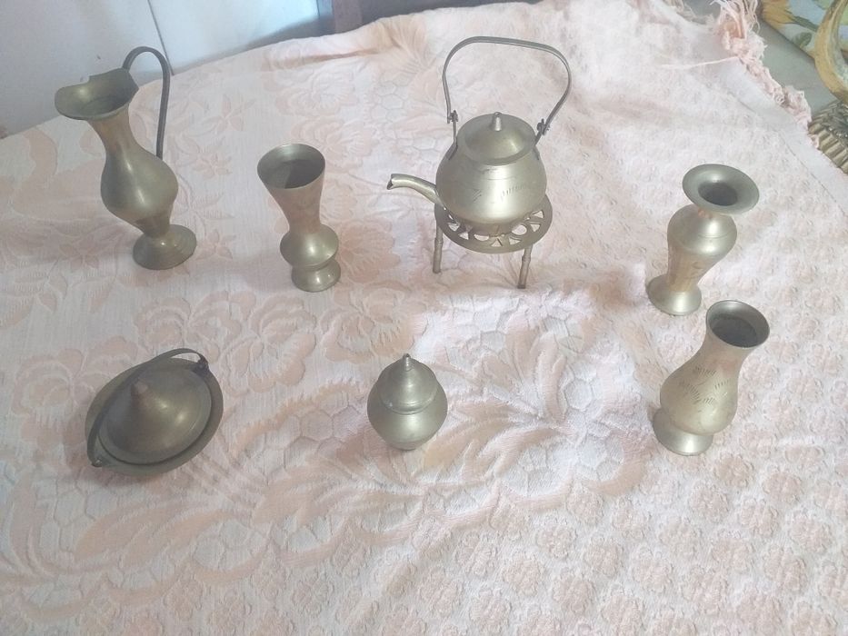 Cpnjunto miniaturas em latão  muito bom estado