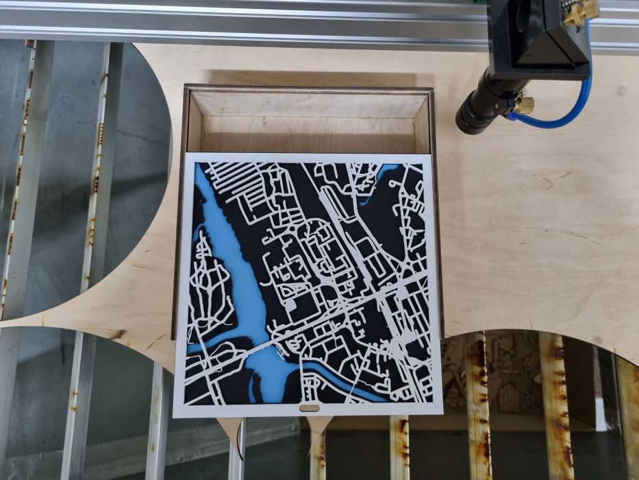 Лазерная резка, гравировка, фанеры, акрила, кожи, шпона, мдф, хдф, двп ...