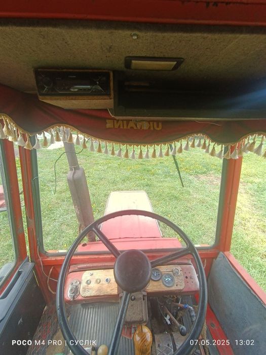 Продам трактор т25 з  плугом