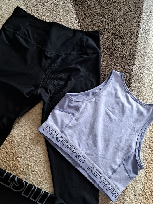 Komplet sportowy, set, zestaw legginsy i top Nike rozmiar S