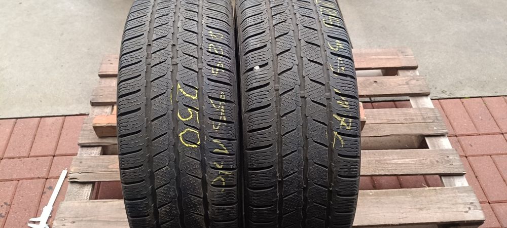 225/55r17 zimowe 2 sztuki Continental