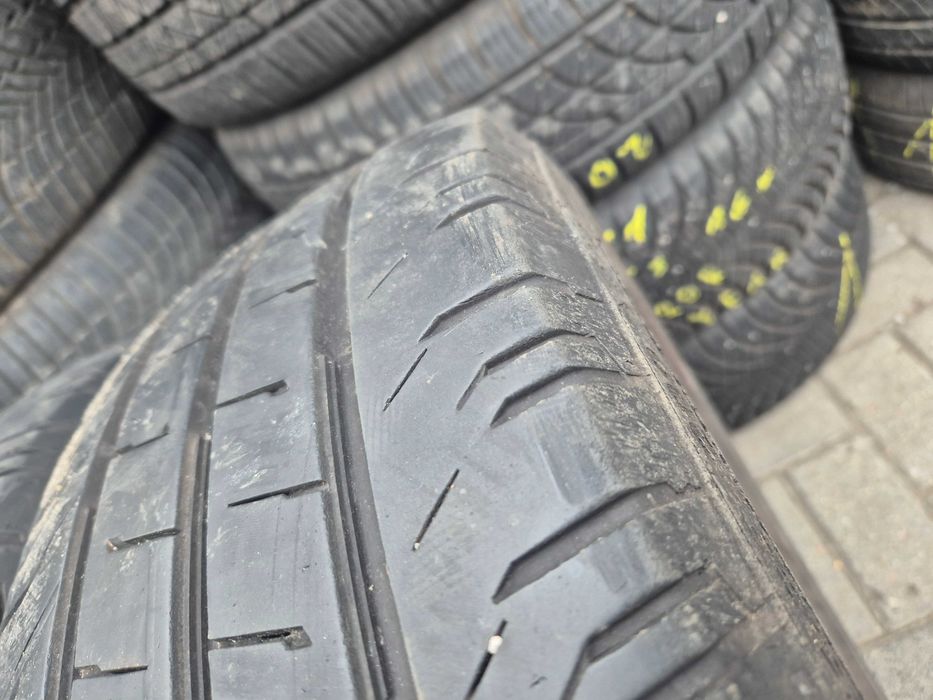 Continental ContiVanContact 200 205/65r16C 107/105T 7,5mm N4680