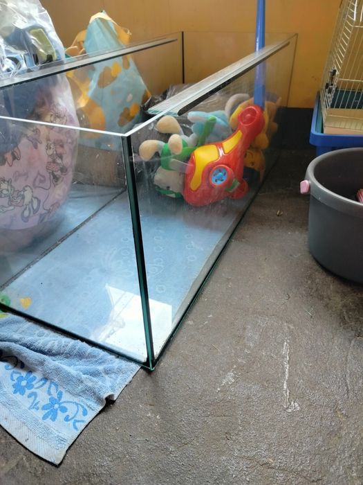 Sprzedam Akwarium 200l