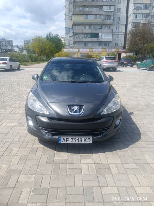 Peugeot 308 2008 рік