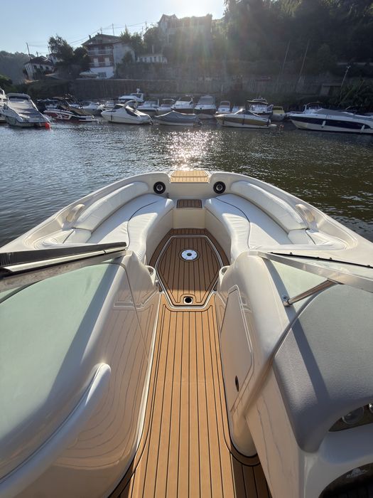 Sea Ray Sundeck 210