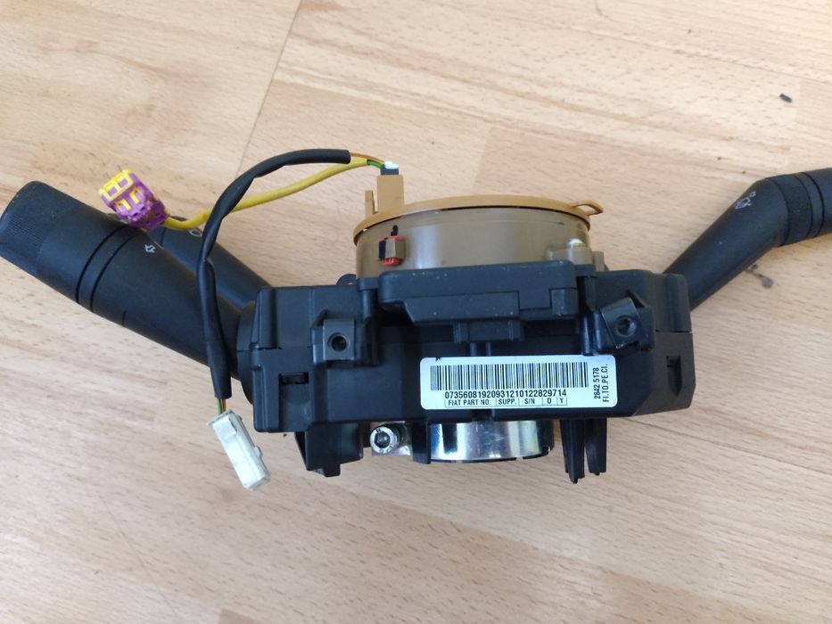 Перемикач поворотів