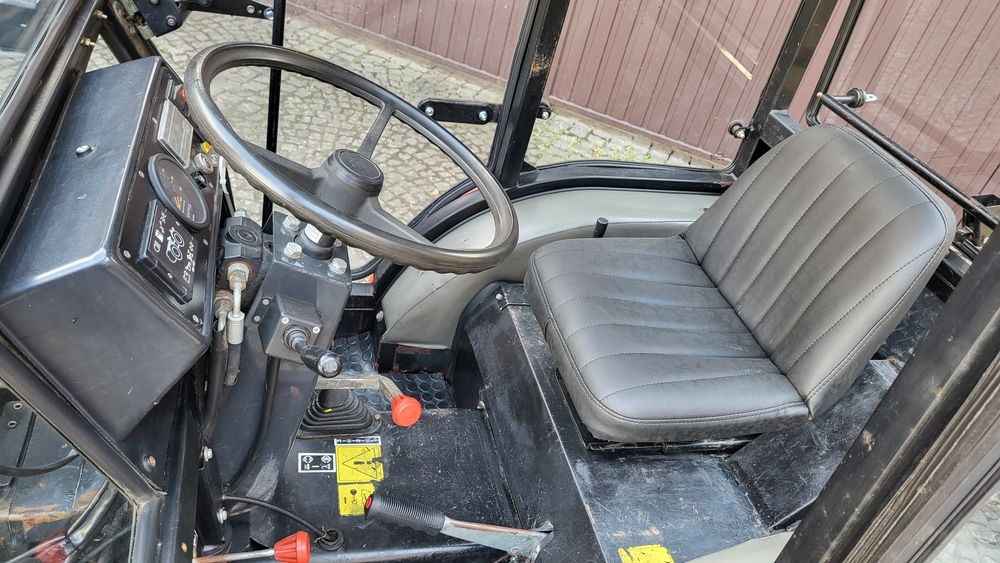 Ciągniczek traktorek AGT 835T mikrociągnik komunalny kubota