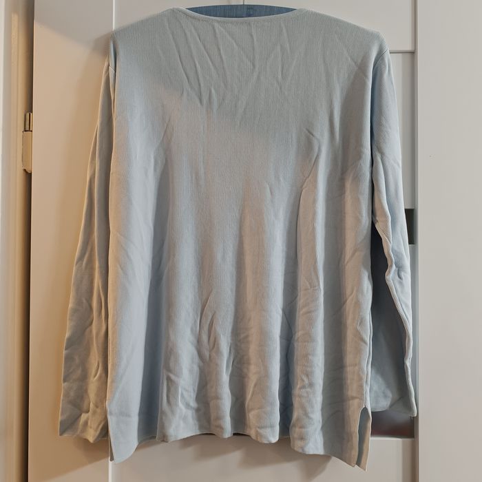 Błękitna bluzka z koralikami wiskoza