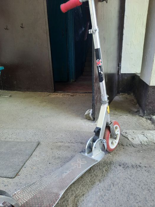 Самокат детский в афигенном состоянии