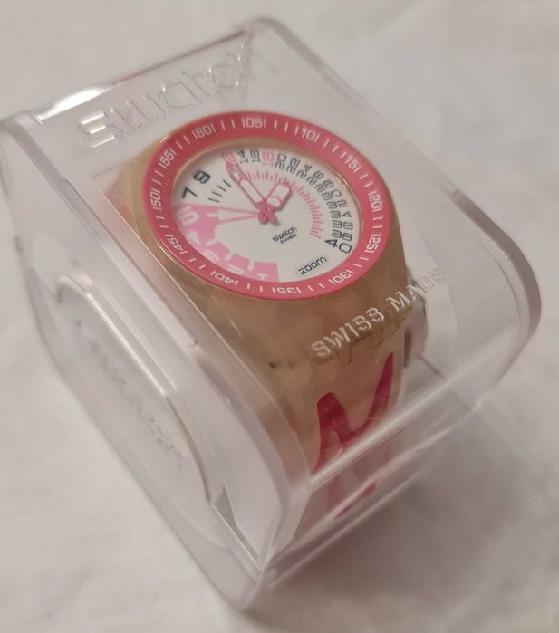 Relógio Swatch Scuba 200 retro em rosa