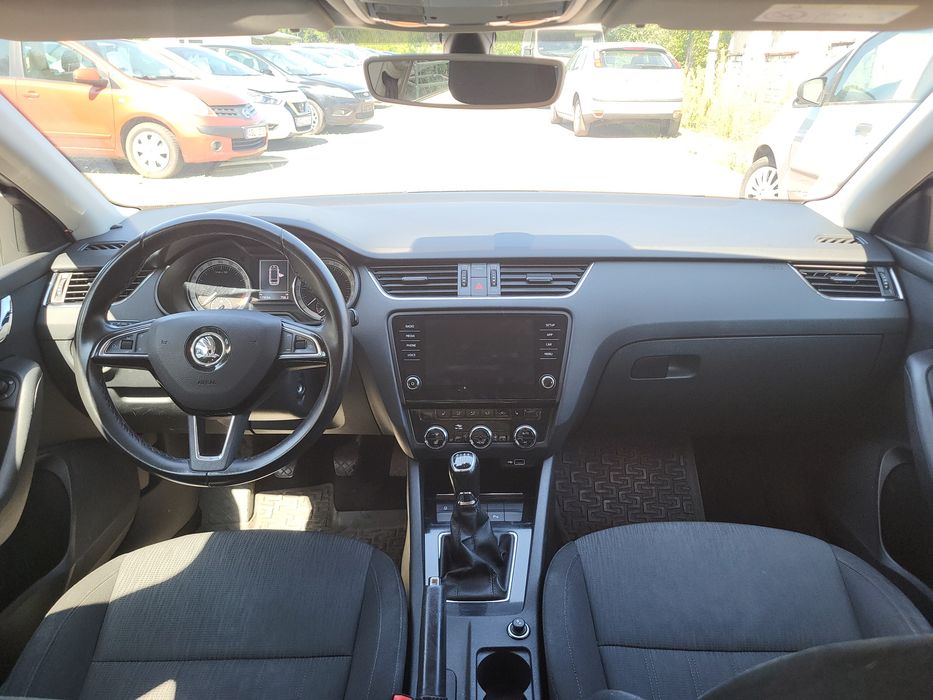 Skoda Octavia / Lift / 1.6 diesel / Salon Polska / Niski Przebieg