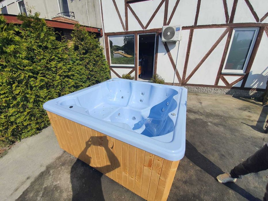 Komfortowe jacuzzi 6-osobowe – relaks w ogrodzie przez cały rok od producenta balia basen