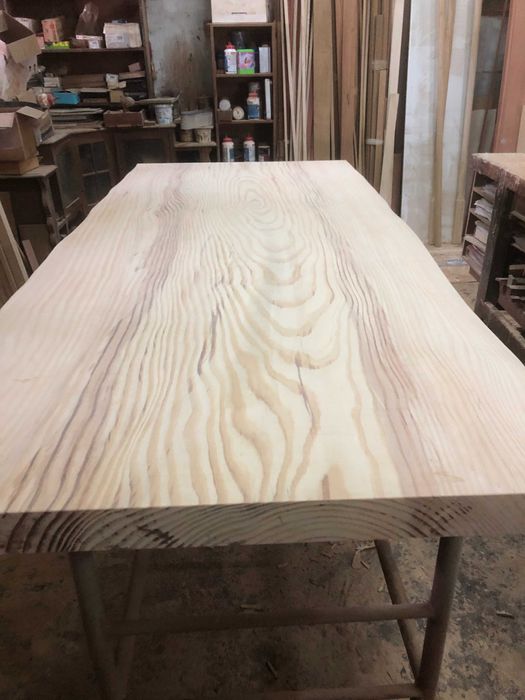 Mesa Rustica em madeira de Pinho