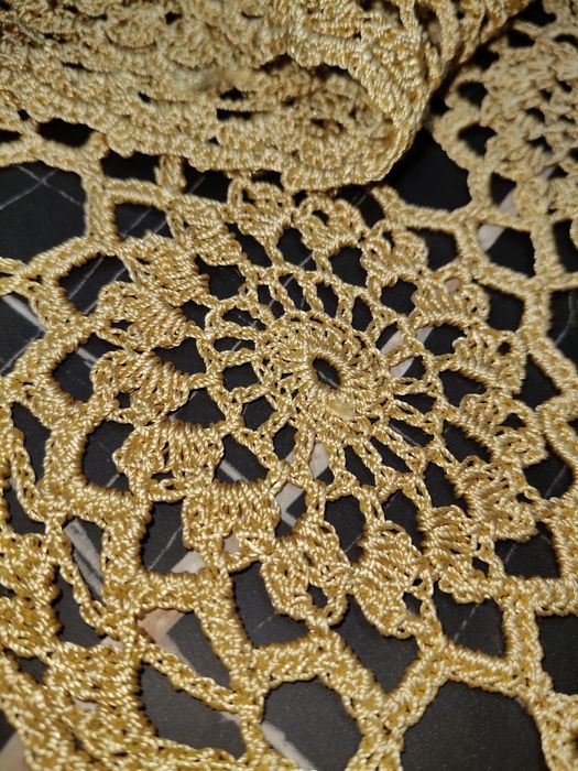 Ręcznie robiony obrus,bieżnik 250x90