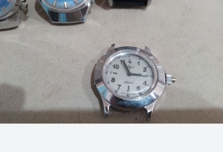 Прийму в дар годинники не робочі