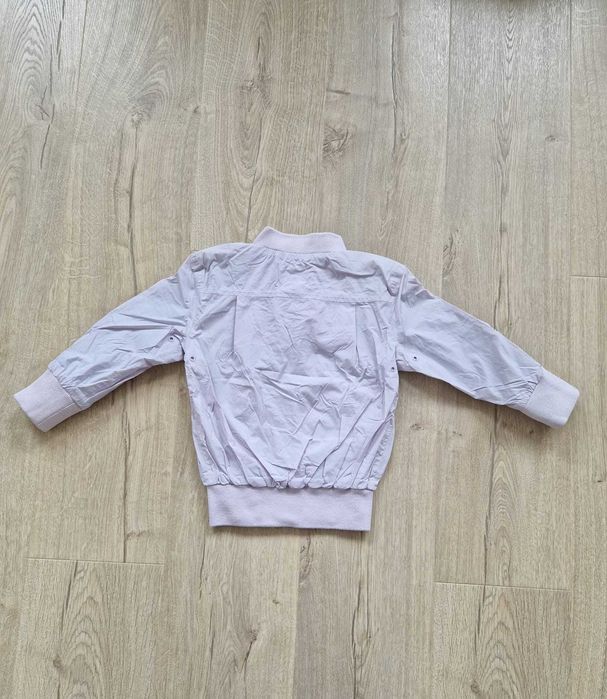 Cienka kurtka Petit Bateau rozmiar 94 cm