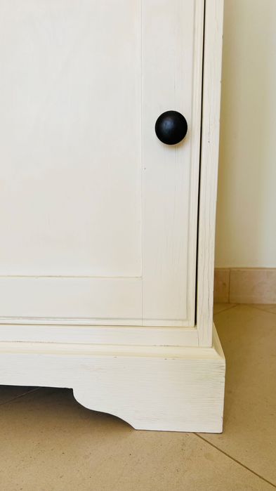 Cómoda pequena madeira maciça branca Homes in Heaven