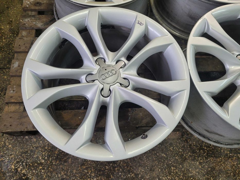 Alufelgi 5x112 18 Audi TT TTS TTRS OE 9.0" X 18" ET52 OE 8J0
