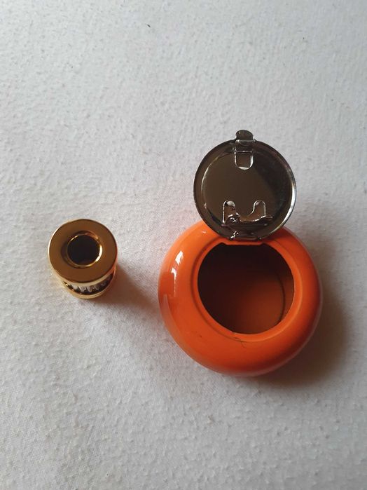 Popielniczki męskie