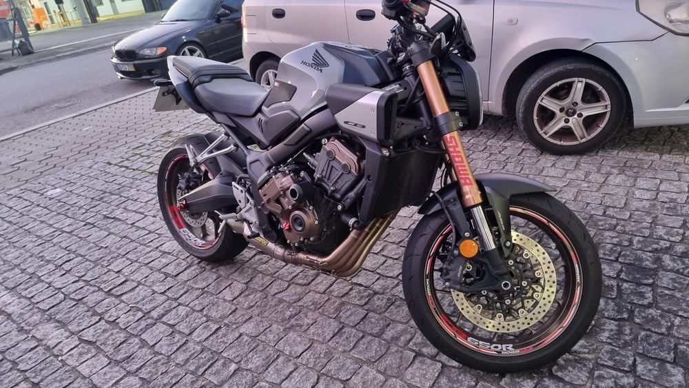 Honda CB650R 2025 E-clutch