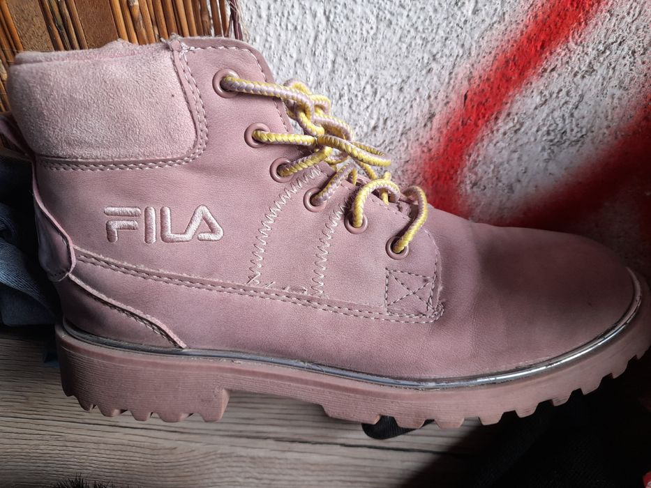 Piękne trzewiki dziewczęce ,,,FILA"numer 36""