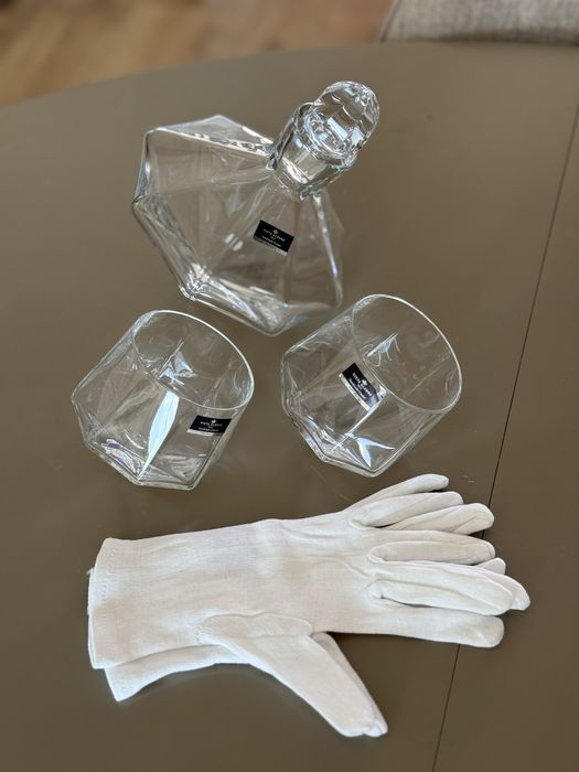 Conjunto Carrossel – Frasco e 2 Copos Baixos | Vista Alegre (NOVO)