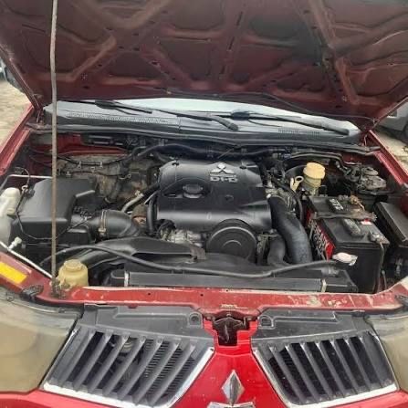 Motor completo mitsubishi L200 4D56