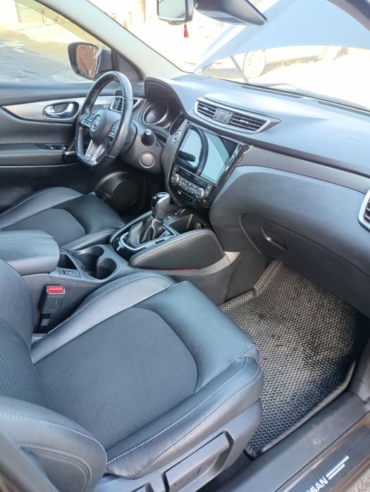 Nissan Qashgai j11 2018  года бензин 2.0 ,автомат,полный привод,