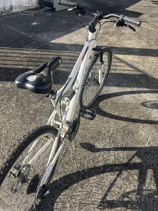 Conjunto de 4 bicicletas